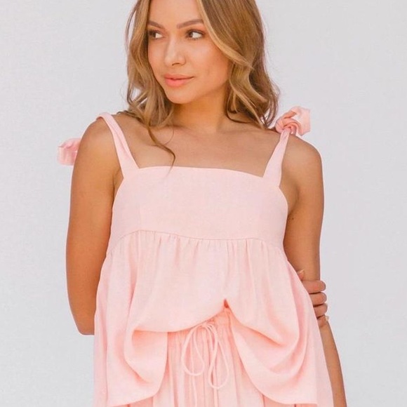 The Lullaby Club Other - Comfy linen TOP girly bow Lullaby Club Teresa Tank M/L